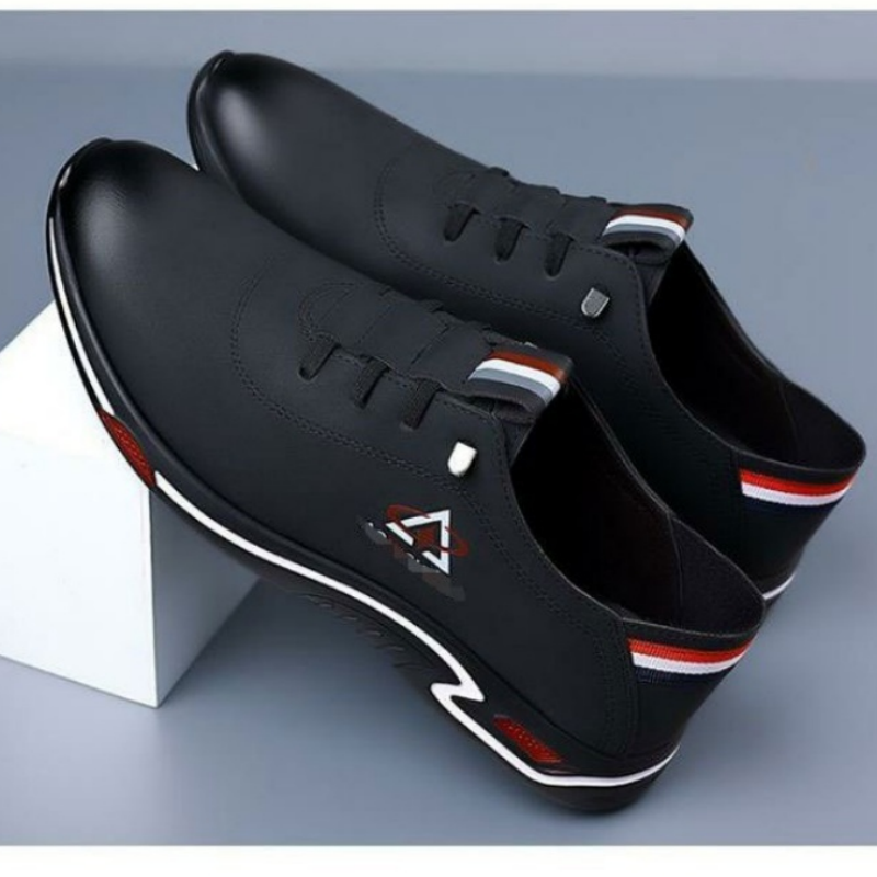 Men's casual slip-on leather shoes