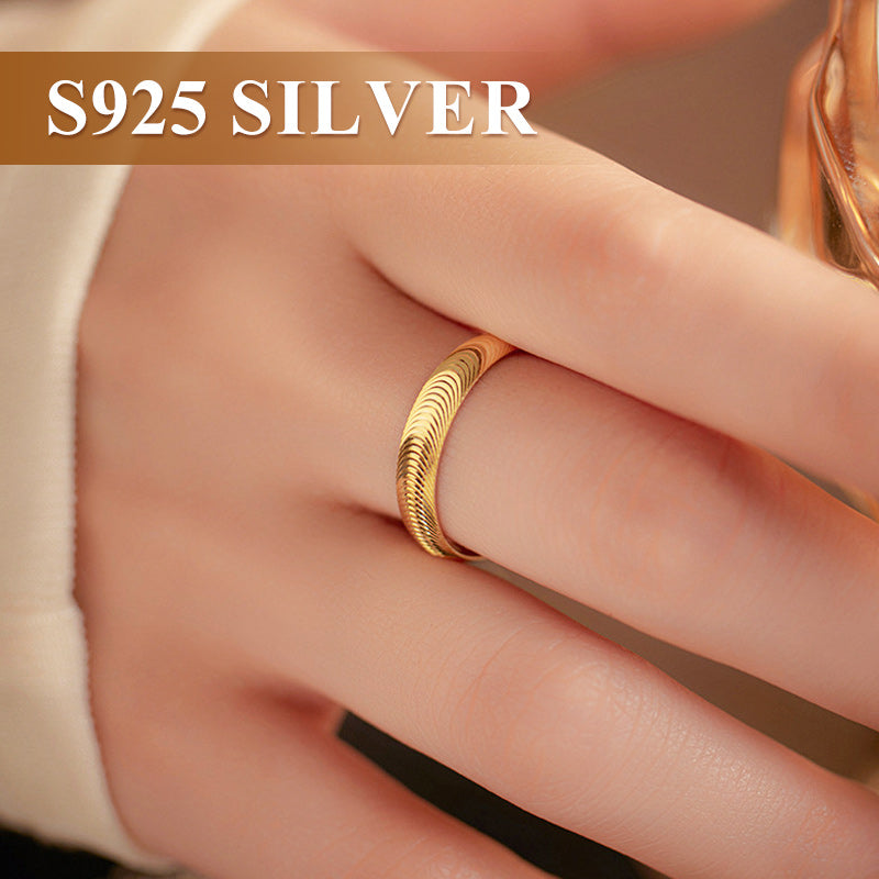 Women's Fashion Golden Textured Ring